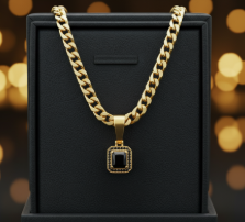 COLLAR DE ORO CON PIEDRA PRECIOSA EN EL CENTRO (ESPINELA NEGRA)